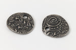 5/8" Antique Pewter TierraCast Jardin Charm #CK812