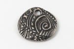 5/8" Antique Pewter TierraCast Jardin Charm #CK812