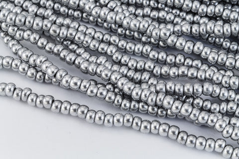 6/0 Pearl Silver Czech Seed Bead (1/2 Kilo) Preciosa #01700